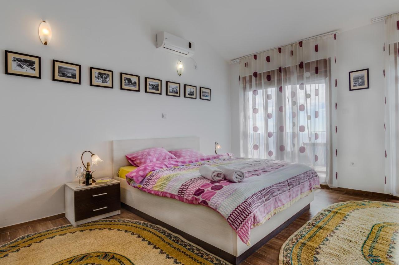 Villa Ladera Lapcici بودفا المظهر الخارجي الصورة