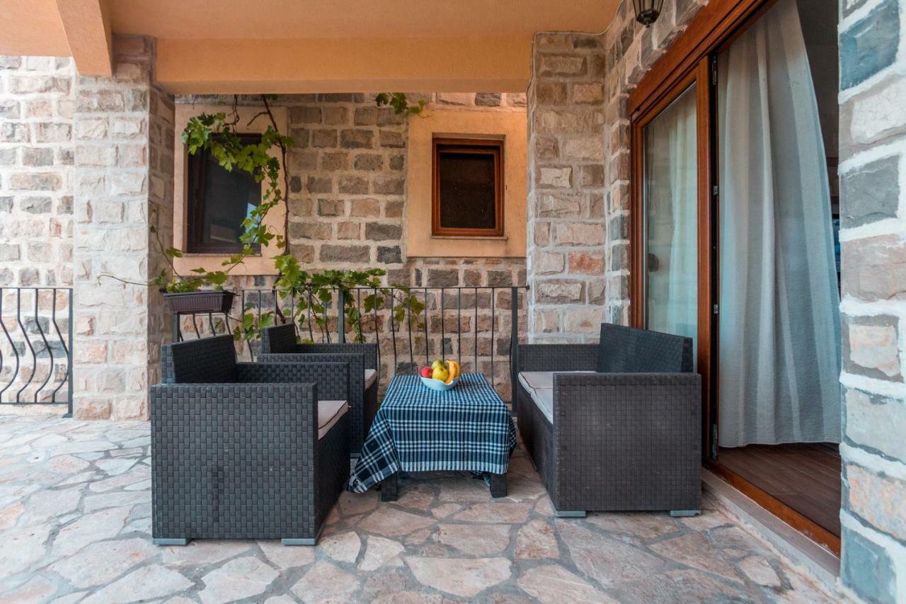 Villa Ladera Lapcici بودفا المظهر الخارجي الصورة